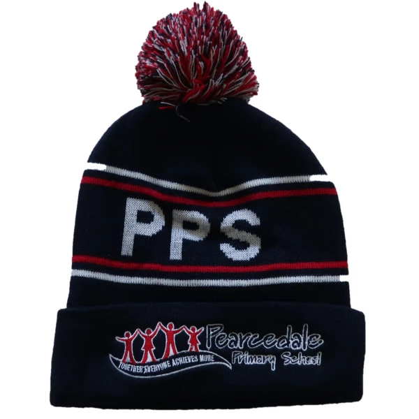 BEANIE WITH POM POM